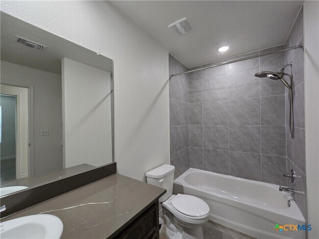Building Photo - 2318 Zanoletti Ct