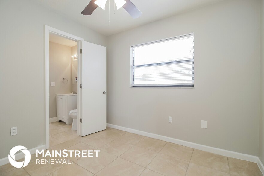 Building Photo - 801 Jordan Ave