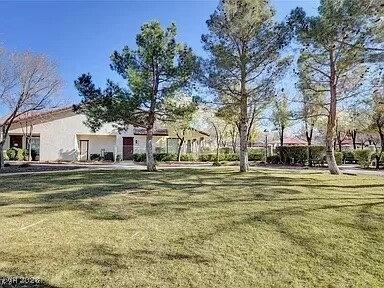 Building Photo - 6260 Huntington Ridge Ave