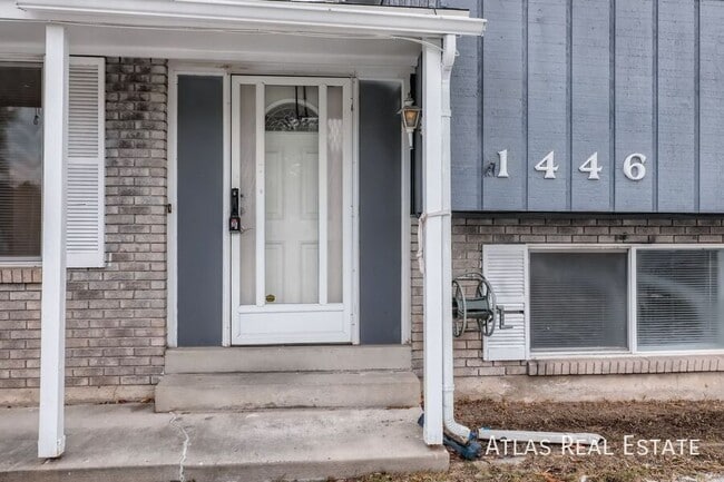 Building Photo - 1446 E 6710 S