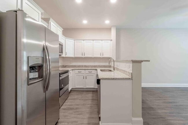 Building Photo - 279 Smithson Ln