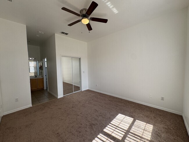 Building Photo - 446 Caraway Dr