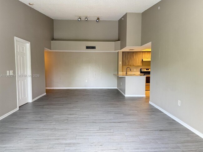 Building Photo - 5015 Wiles Rd