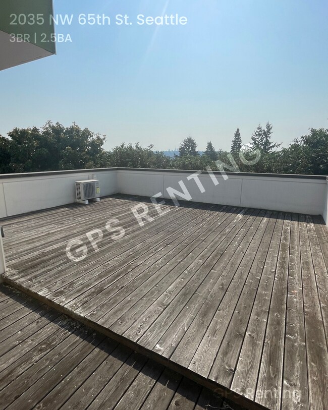 Building Photo - 2035 NW 65th St