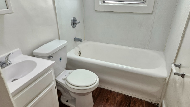 Building Photo - 727 S Coronado St