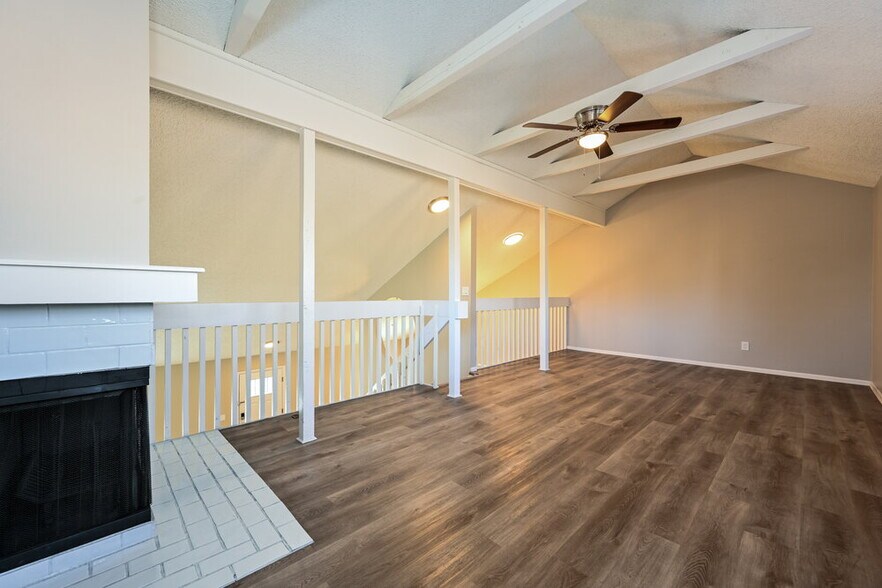 Building Photo - 65 S Eagle Cir