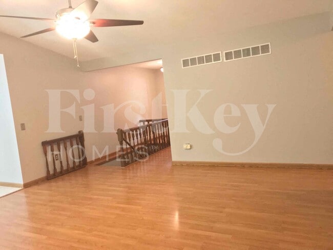 Building Photo - 1248 Mendoza Dr