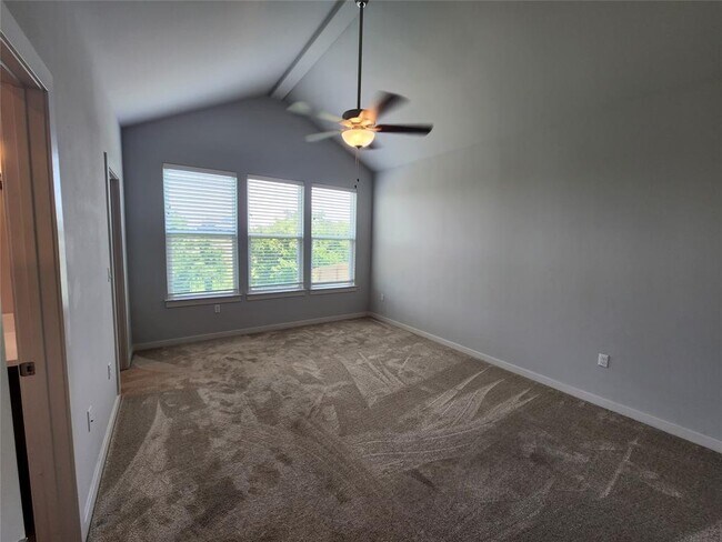 Building Photo - 9724 Evening Canopy Dr
