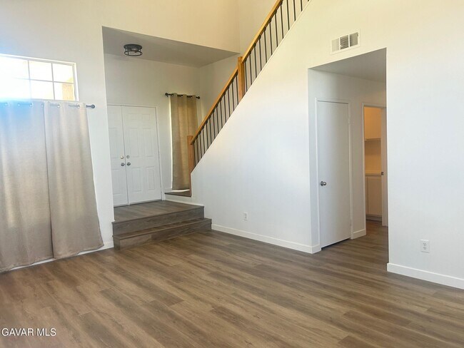 Building Photo - 3039 Conestoga Canyon Rd