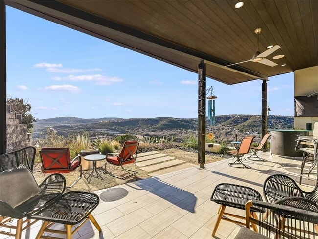 Building Photo - 6813 Valburn Dr