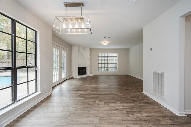 Building Photo - 86 W Stony Bridge Cir