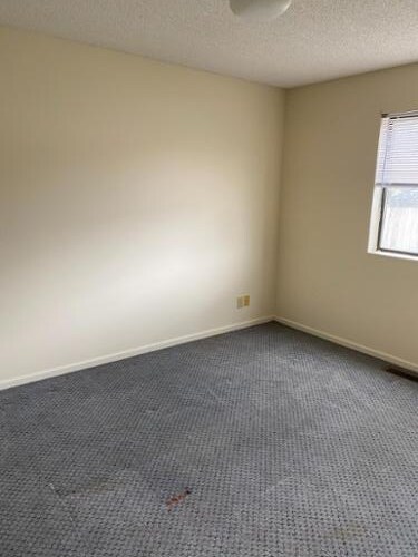 bedroom - 101 S Shafer St