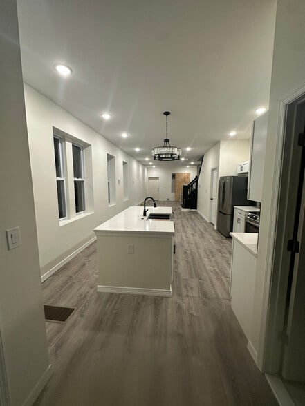 Building Photo - 1326 N Frazier St