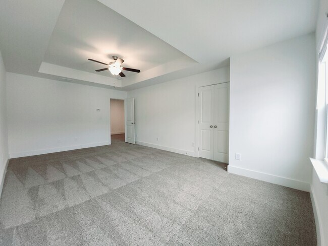 Master Bed - 110 Auburn Crossing Way