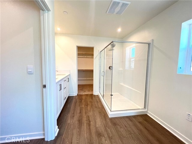 Building Photo - 16036 Olivas Ln