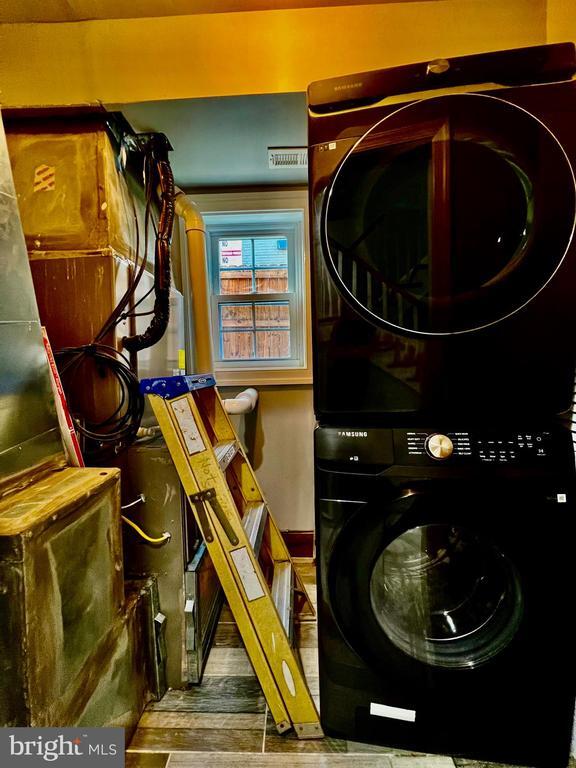 Building Photo - 620 Notabene Dr