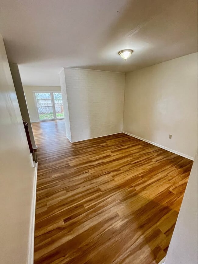 Building Photo - 4917 Artcrest Dr