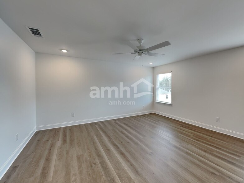 Building Photo - 347 Hickory Pointe Rd