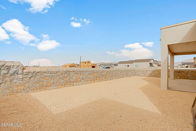 Building Photo - 921 Ada Ln
