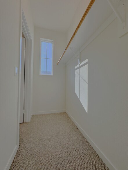 Walk in closet/Bedroom 3 - 2729 Sunrise Way
