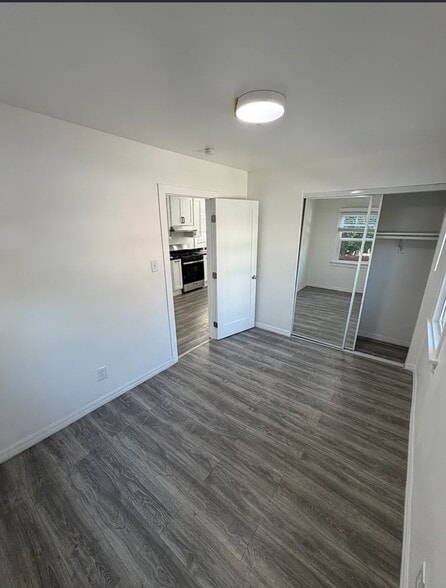 Building Photo - 611 Belmont Ave