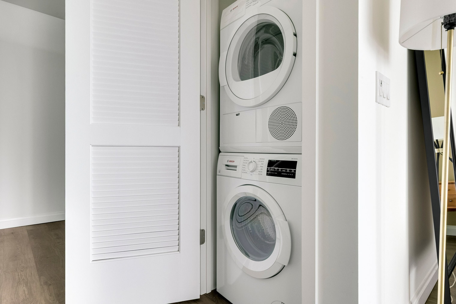 Building Photo - 1000 S Michigan Ave