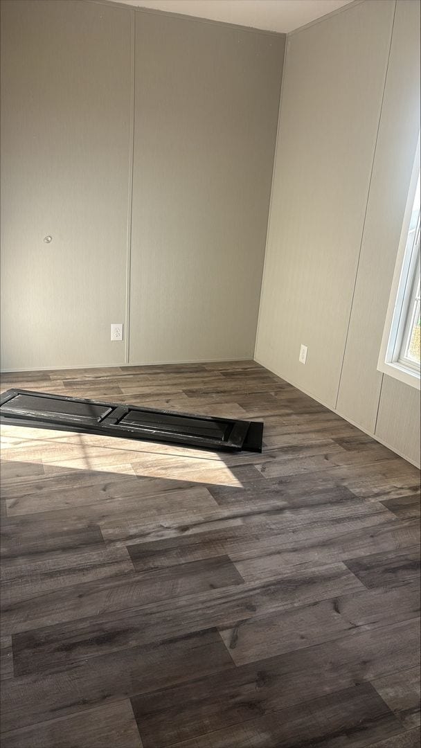 Building Photo - 2421 Caulie Harris Rd