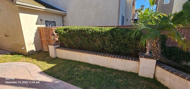 Building Photo - 4S RANCH / SAN DIEGO - Nice 3 Bedroom / 2.5 Bath House  AVAILABLE NOW!!