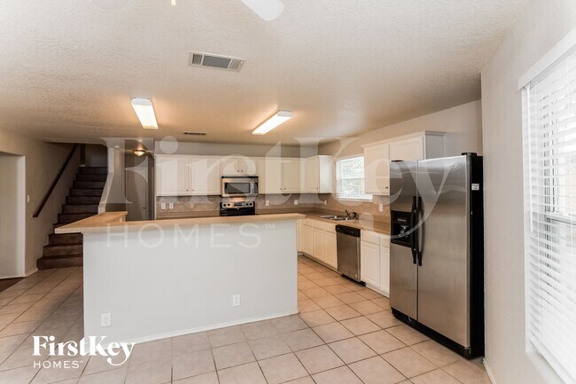 Building Photo - 7711 Braun Bend