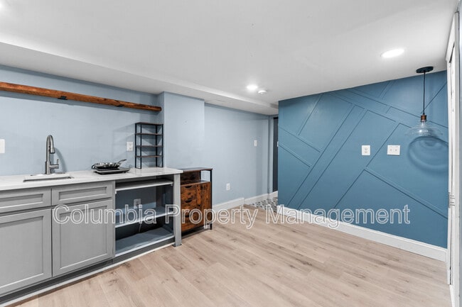 Building Photo - 1336 K St SE