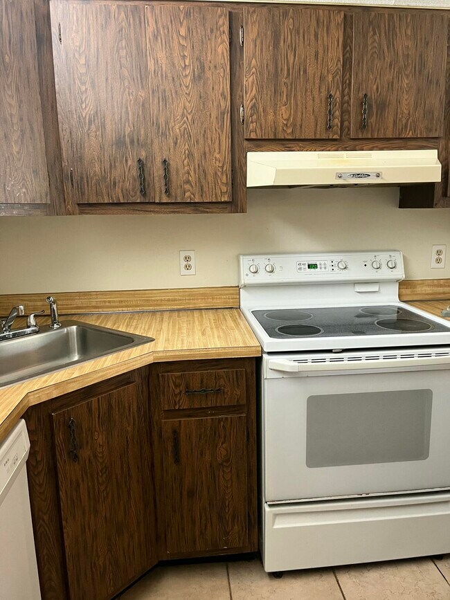 Building Photo - 3531 Long Pine Ct