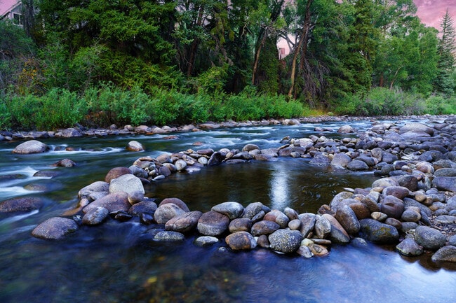 Building Photo - 35021 US-6