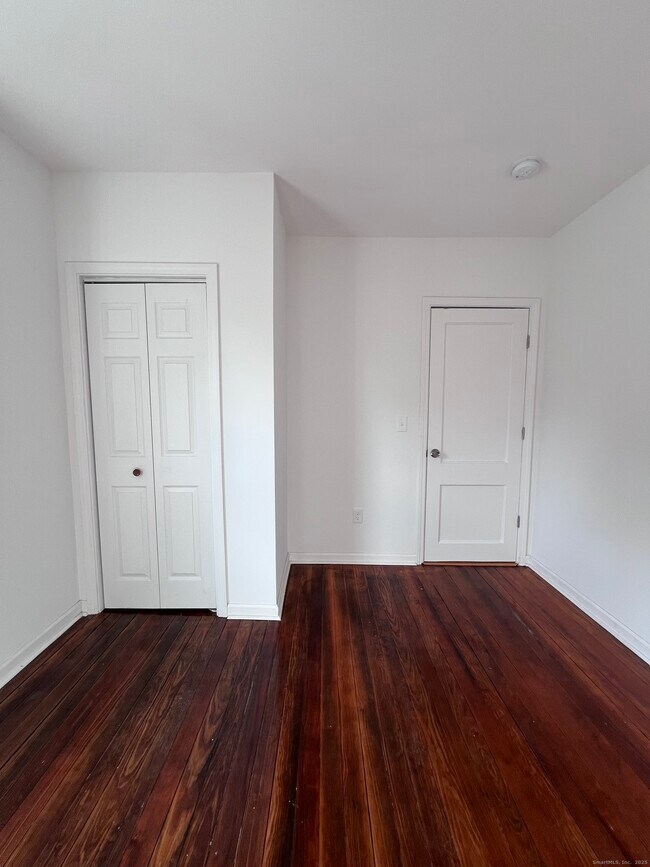 Building Photo - 36 Vermont St