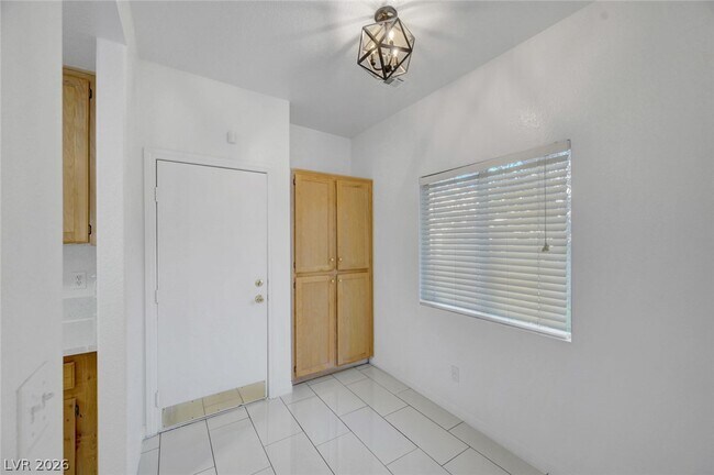 Building Photo - 1453 Morro Creek St
