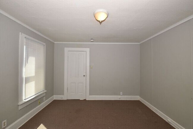 Building Photo - Coming Soon! Near local universities and DTSB