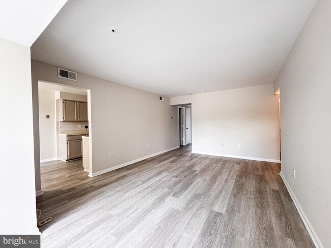Building Photo - 2501 McVeary Ct
