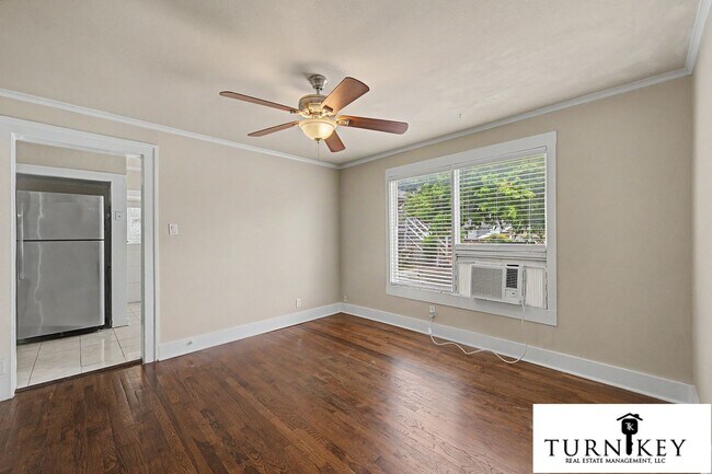 Building Photo - Spacious 2BR/2BA on the Bricks — Walk to Lucile's & the Cultural District