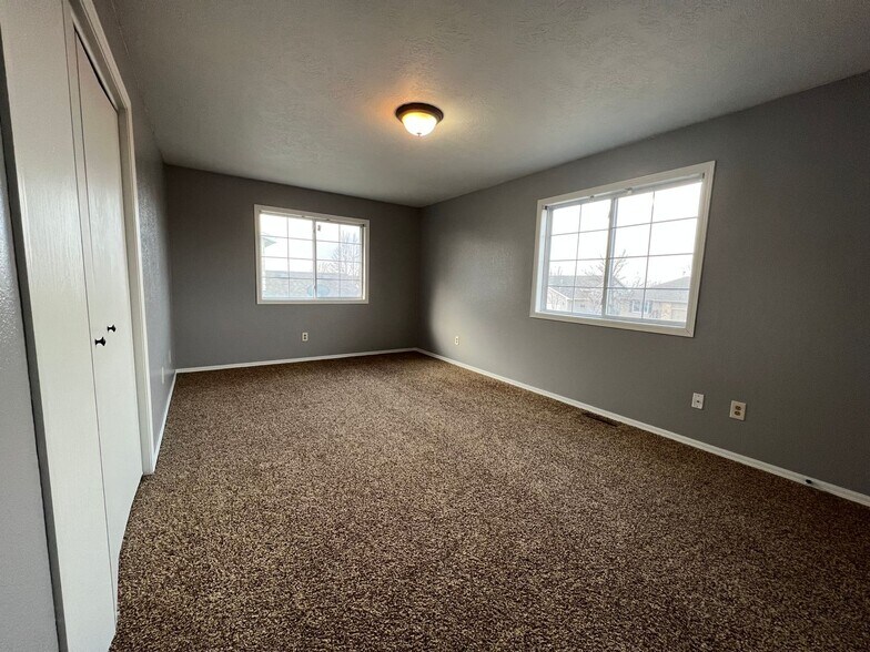 Building Photo - 1602 S Campbell Trail