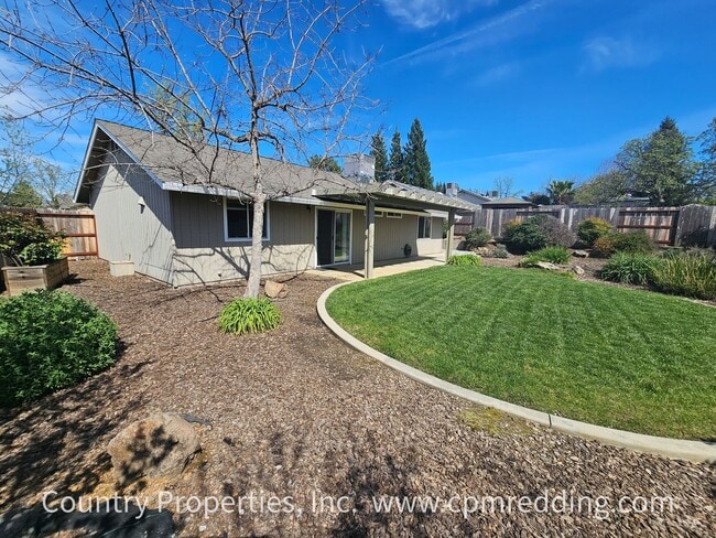 Building Photo - Light & Bright 3-Bedroom House in Ravenwood Subdivision Available Now!