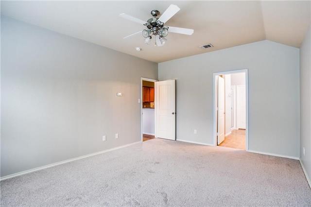 Building Photo - 9721 Sleepy Hollow Dr