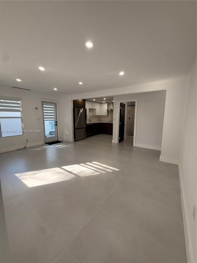 Building Photo - 4430 NW 1st Ave