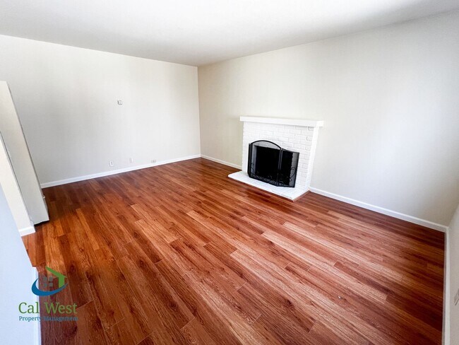 Building Photo - $2495 - 2bd/1ba in the heart of Campbell