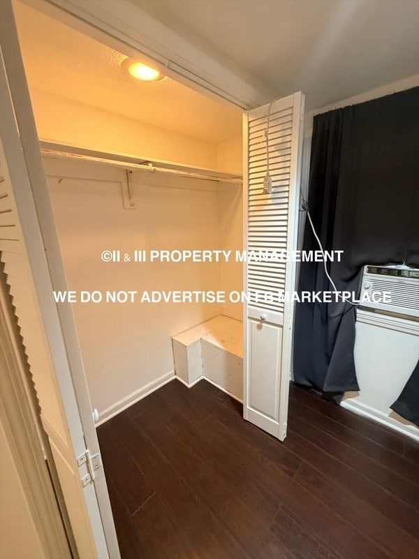 Building Photo - 5840 Floyd St