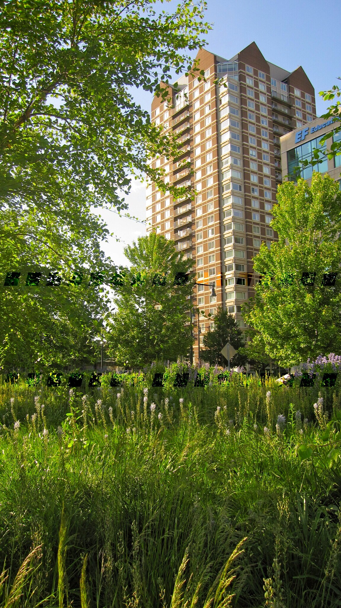 Building Photo - 10 Museum Way