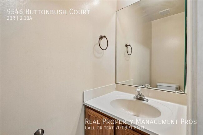Building Photo - 9546 Buttonbush Ct