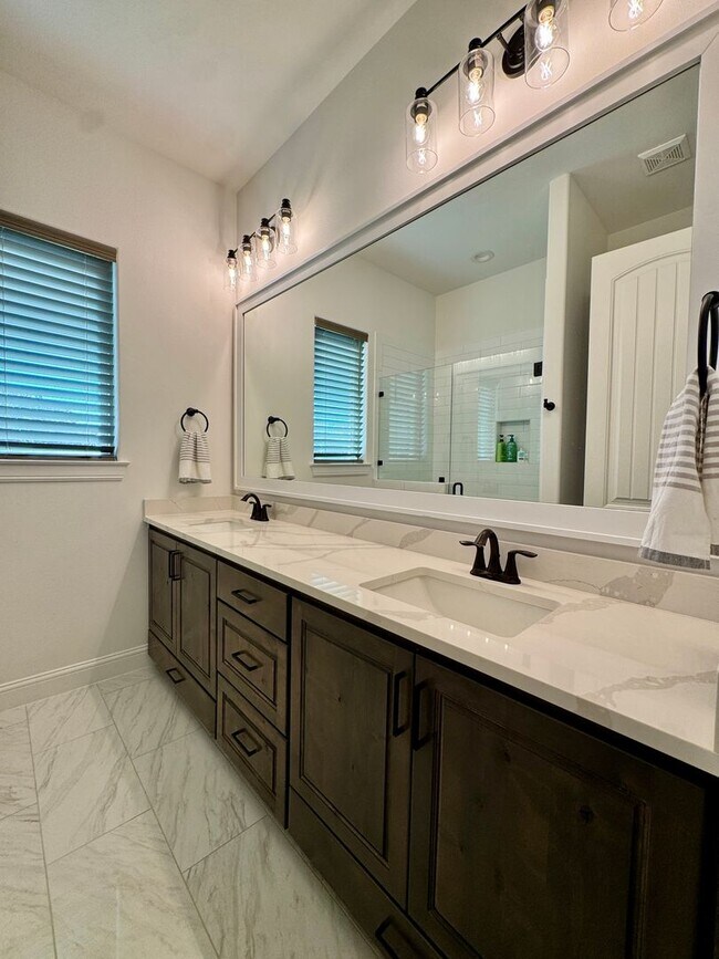 Building Photo - Reata Ranch Home - Peaster ISD