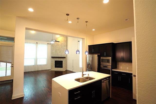 Building Photo - 7239 Clementine Dr
