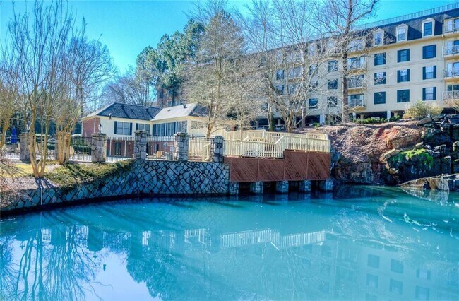 Building Photo - 27207 Plantation Dr NE