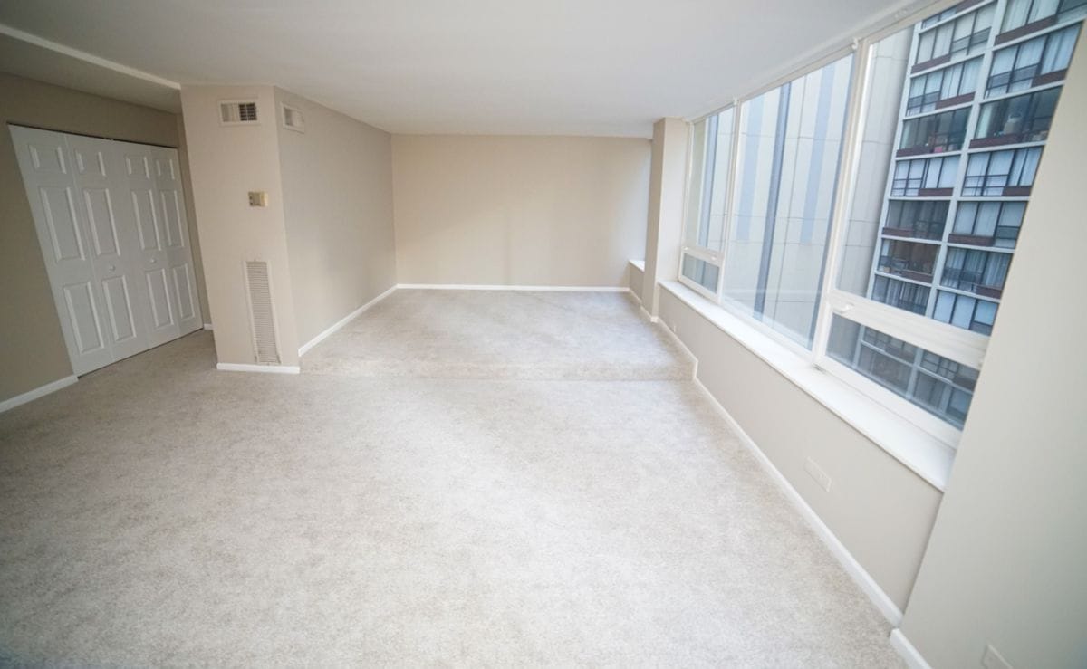 Building Photo - 233 E Erie St