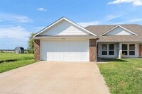 Building Photo - 410 Andrew Dr